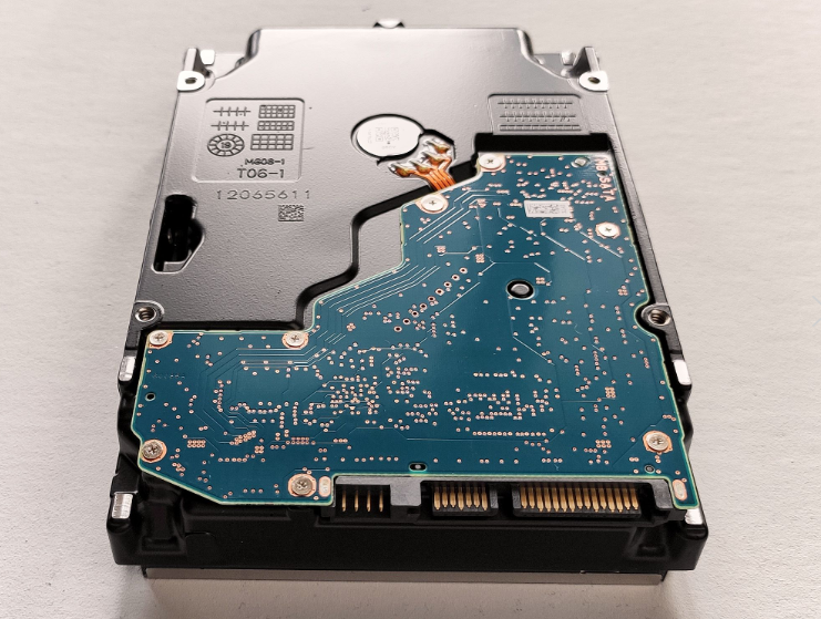 Disque dur Toshiba MG08 MG08ACA16TE 16 To 7 200 tr/min 3,5" SATA 6 Gb/s 512e pour entreprises – Image 4