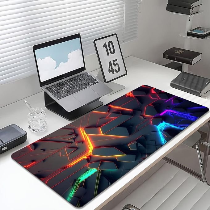 Tapis de souris Gaming multicolore, design géométrique, antidérapant et grand format pour bureau.